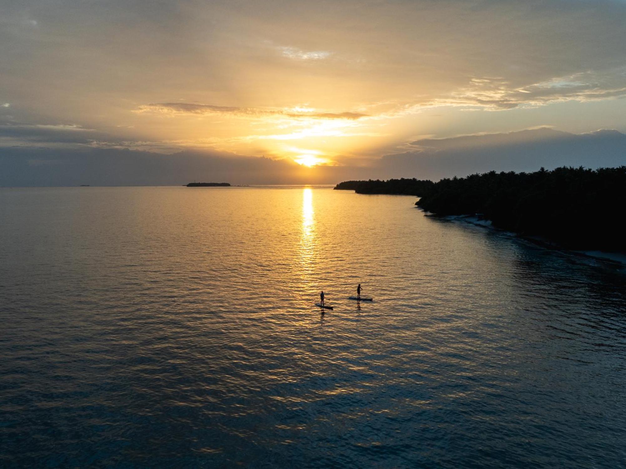 Isla Retreat Hotel Fehendhoo Exterior photo