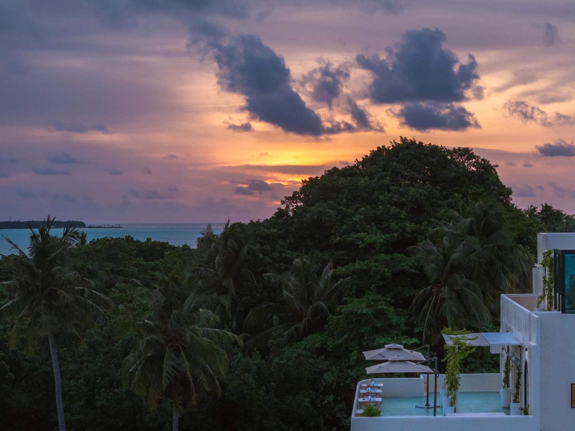 Isla Retreat Hotel Fehendhoo Exterior photo